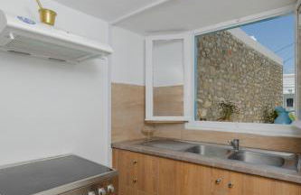 Statis House - Photo 6