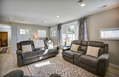 Waterfront Gloucester Cottage with Private Boat Dock - Foto 5