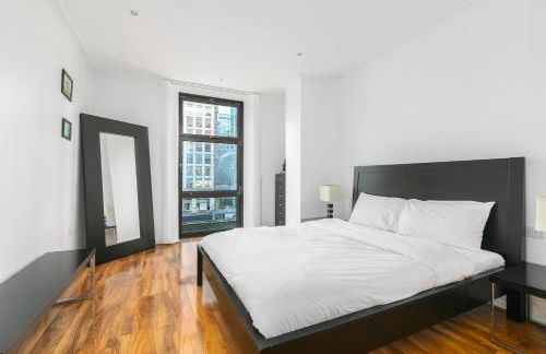 Scenic 2-Bed in Canary Wharf - Foto 3