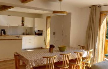 Magnifique duplex au pied des pistes, rénové dans maison de pays - Photo 2