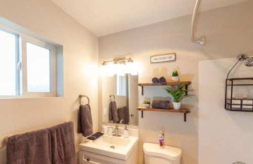 Comfortable Duplex Unit - Beautiful Lake Views! - Foto 12