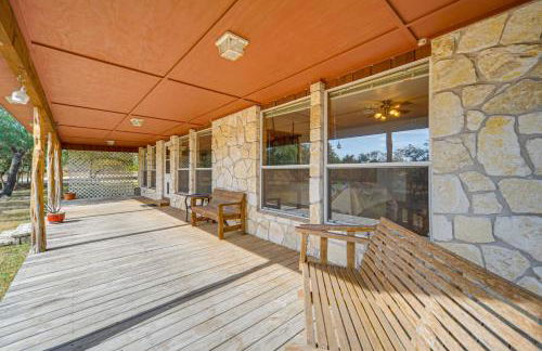 Pet-Friendly Hill Country Retreat with Deck! - Photo 24