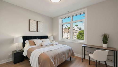 Modern Condo by Med District with Parking & Laundry - Foto 4