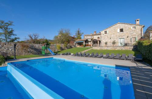 Villa Denis Village in Central Istria for 28 people pet friendly complex of 4 stone houses - Photo 10