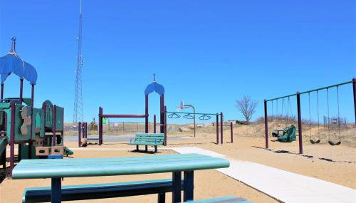 Walk to Beach Playground Lighthouse North End - Foto 5