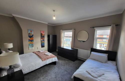 4 Bedroom house, 8 min to city! - Foto 6