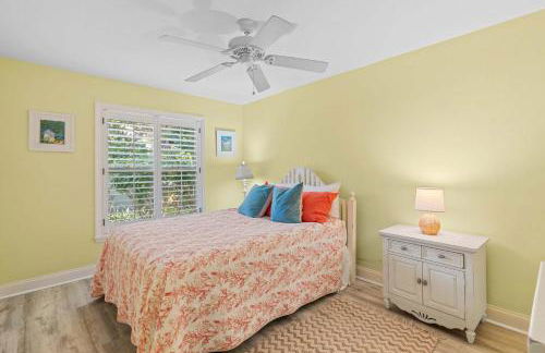 Pet Friendly Pool Home in River Reach of Naples FL - Photo 18