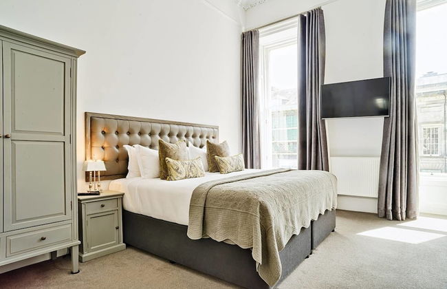 JOIVY Luxury George Street Apartments: Edinburgh Suite - Photo 8