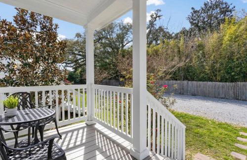 Best Cottage in Ocean Springs- GOLF CART INCLUDED!!! - Photo 9