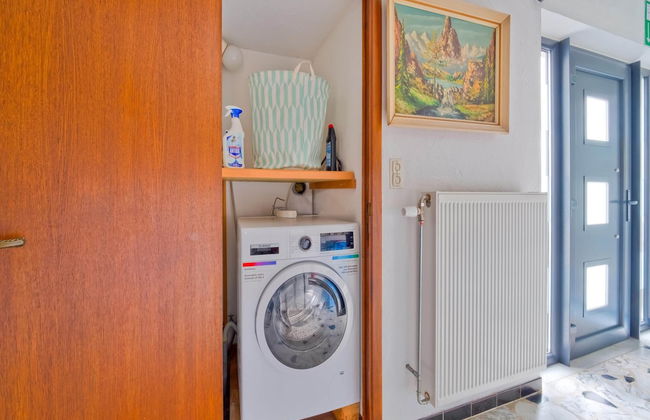 Holiday Home in Lierneux With Private Garden - Photo 2