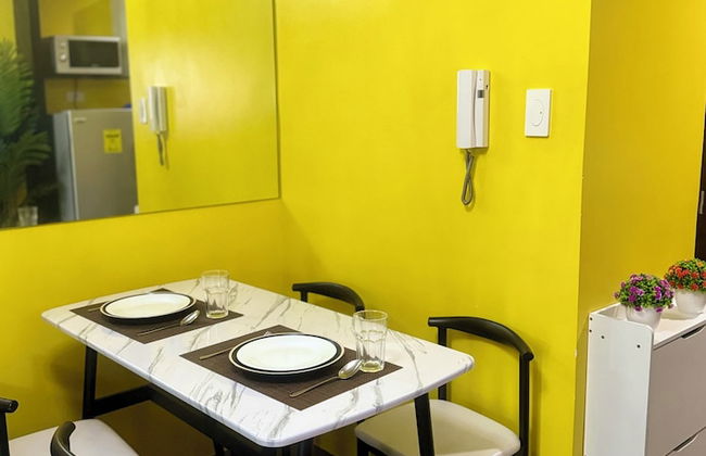 Apartment in City of Makati with swimming pool and terrace - Photo 13