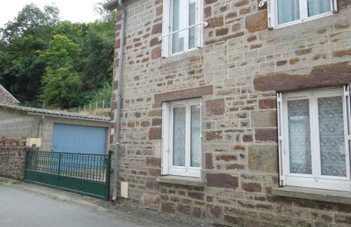 Chez Pauline, Gavray. House with secure parking, Wi-Fi & garage. - Foto 3