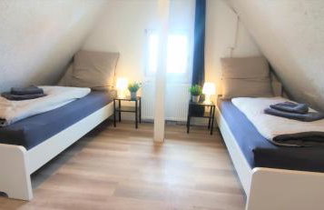 Moderne Monteurwohnung für 6 Personen bei Villingen-Schwenningen, TV, Einzelbetten, WLAN, Bettwäsche, Handtücher inklusive - TR01 - Foto 5