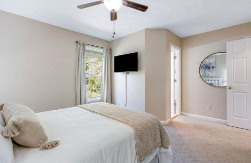 Seasonal Pool Access and Patio Auburn Getaway! - Foto 18