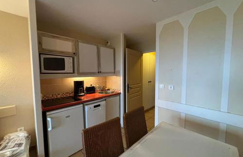 T2 Charmant avec Piscine et Vue Océan à Urrugne - FR-1-239-1084 - Foto 14