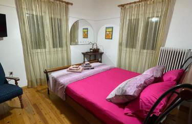 Entire villa with big garden and BBQ amenities - Foto 36