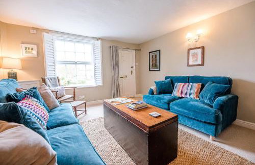 Coachman's Cottage, Wrentham - Photo 2