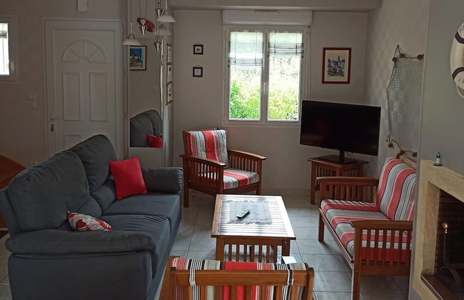 Holiday Home in Rhuys Near Plage de Rouvran - Foto 9