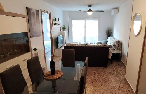 Apartamento a 3 min de la playa con aire acondicionado y parking - Photo 8