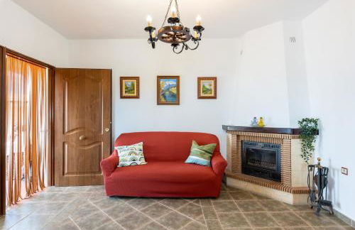 Acogedora Villa Con Piscina, Barbacoa, Chimenea y Vistas a La Sierra - Foto 5