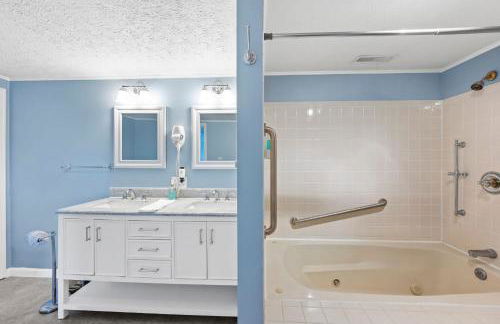 Country Lodge for 18, With Pool and Pond, Near Ark - Foto 24