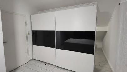 Stylisches 2 Zimmer Apartment bei Stuttgart - Foto 3, wardrobe