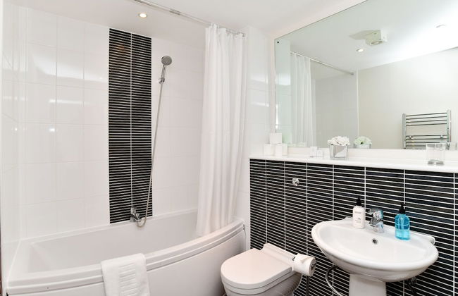 Meridian Quay Apartments - Photo 27