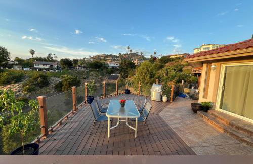 Serenity - Amazing Views & Modern Charm - Photo 27