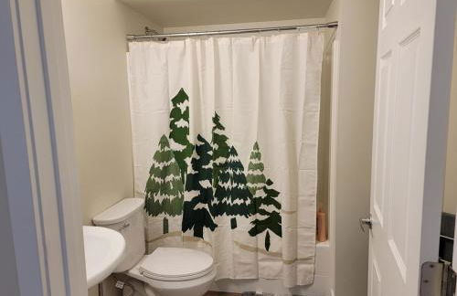 Close to everything in Tacoma! - Foto 16