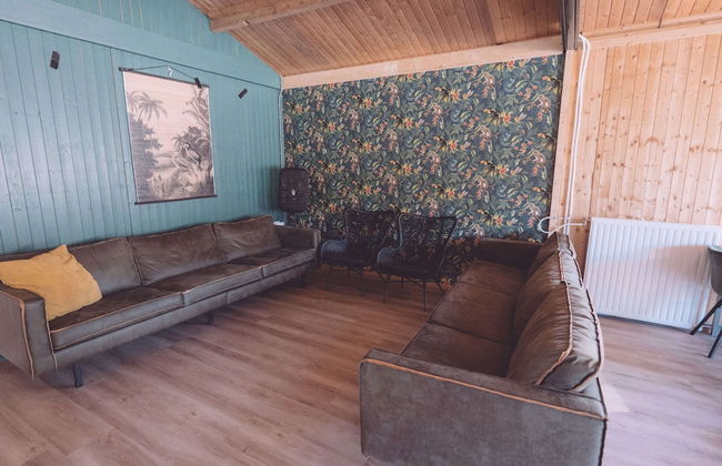 Group Stay in Eigen Wijze Near Playing Field - Photo 12