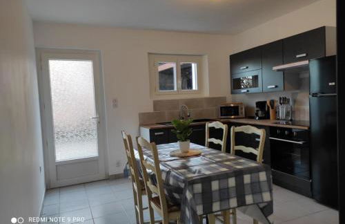 Casevielle le calme en Provence - Foto 4