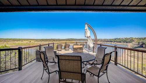 Stone Lodge - Photo 3