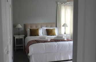 Charming St Davids Cottage with Cathedral Views - Photo 14