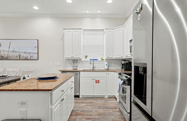 Escape to Sand Dollar Holler: Coastal Retreat, 3 Beds, 2.5 Baths, Sleeps 10! - Foto 18