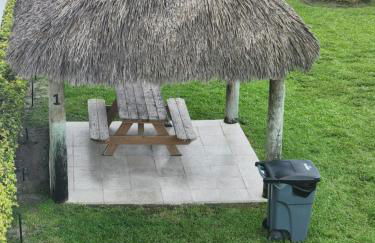 Entire Beach Front Condo w/ pool Amazing view 4pax - Photo 18