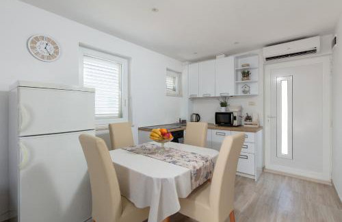 SEAVIEW apartment SPARKLE ISKRA - Povlja, Brač - Photo 62