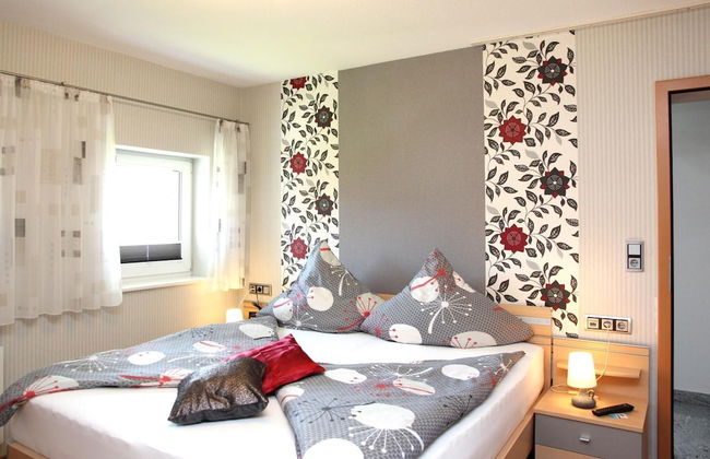 Pension & Ferienwohnung Schweinsberg - Foto 14