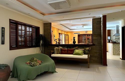 Lazer e Tranquilidade Próximo à Praia - Foto 35