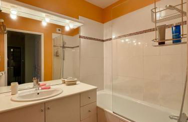 Appartement proche centre, Parking, Terrasse - Foto 13