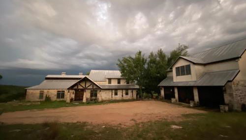 V700 Ranch Stays (Guesthouse)-A Tucked Away Gem - Foto 4