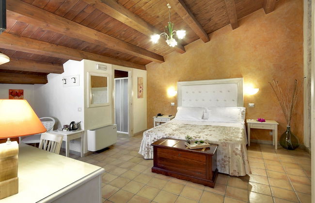 Artemisia Resort - Photo 16