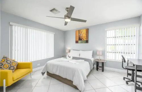 Cozy Getaway with Pool and Putting Green Unit 1 - Foto 8