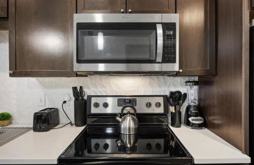 Chill & Tone 1BR Frisco King & Sofa, Gym & Pool - Foto 5