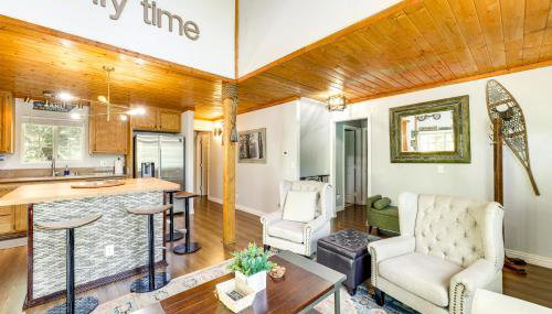 Remodeled Crestline Retreat Walk to Lake Gregory! - Foto 5