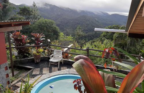 Chalé Pakere Bellavista - visão magnífica do vale e montanhas a mais de mil metros de altitude, wi-fi, sauna, piscina e água de nascente - locação do chalé sem prestação de serviços - Foto 42