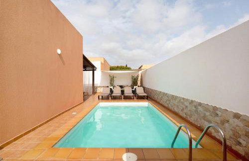 El Cortijo - Photo 1