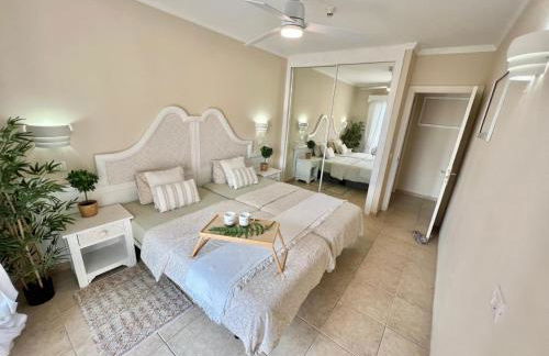 Sunny terrace & pool - Photo 9