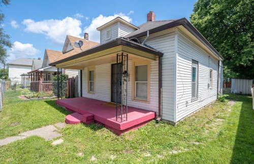 Affordable, Quaint Retreat! 5 Mins to Downtown - Photo 59