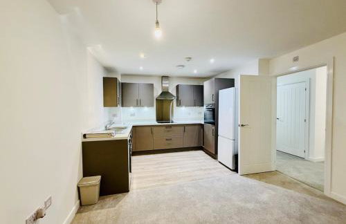 Brand New Modern 2 bedroom Flat Near City Centre - Foto 1