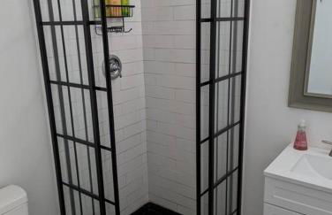 Newly Renovated Studio - Close to WakeMed Raleigh - Foto 5